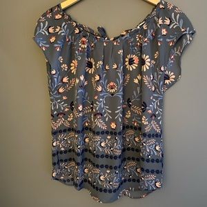 Lauren Conrad floral top with bow closure in back